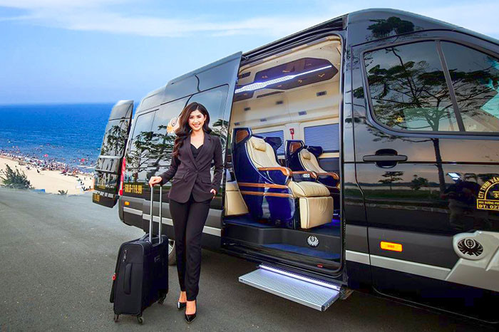 Kinh Nghiệm Thuê Xe 16 Chỗ Đi Hạ Long Chi Tiết Từ A-Z