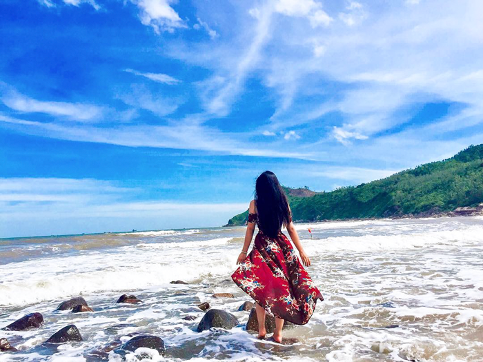 Bảng Giá Thuê Xe 16 Chỗ Đi Sầm Sơn Mới Nhất, Xem Ngay