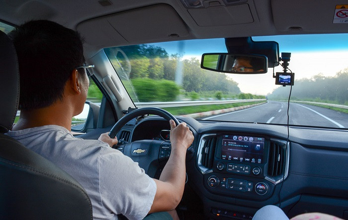 Thuê xe có lái giá bao nhiêu một ngày?