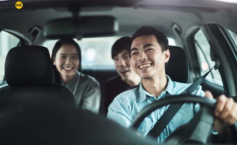 Vì sao thuê xe có tài xế lại giúp bạn chủ động hơn khi du lịch