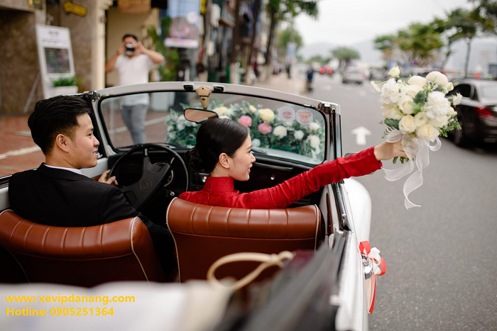 Xe Du Lịch Phù Hợp Cho Đám Cưới