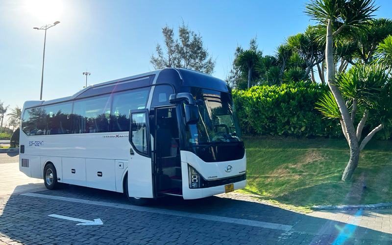 Xe 35 chỗ