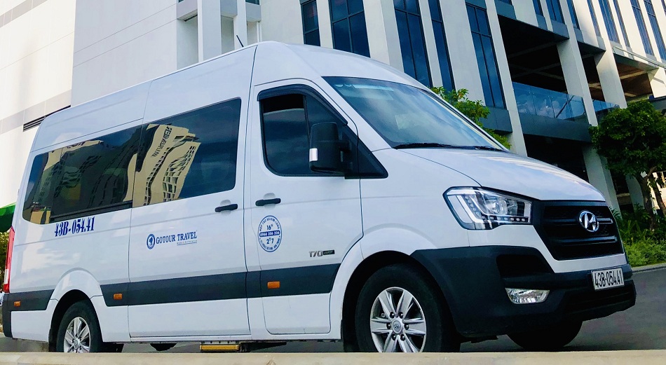 Đi Việt Phủ Thành Chương bằng xe 16 chỗ thoải mái hơn bạn tưởng