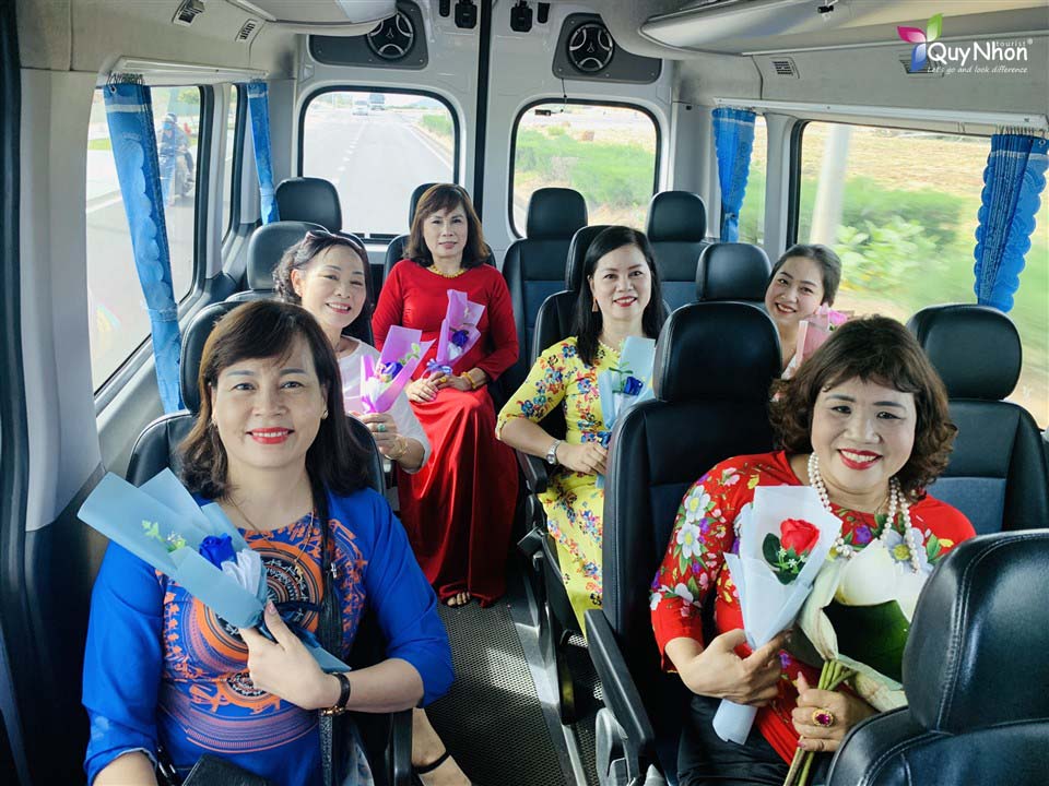 Bí quyết tiết kiệm 20-30% chi phí thuê xe 16 chỗ đi Nghệ An