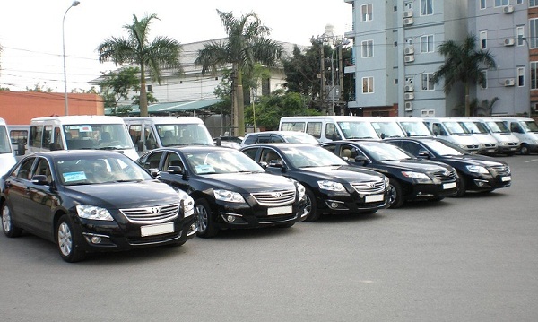 Kinh nghiệm chọn đơn vị cho thuê xe văn phòng uy tín