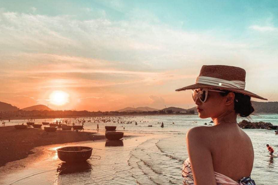 Từ Hà Nội đi Nghệ An bằng xe 16 chỗ mất 4.5-5 giờ