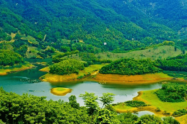 Mùa nào đi Thung Nai đẹp nhất
