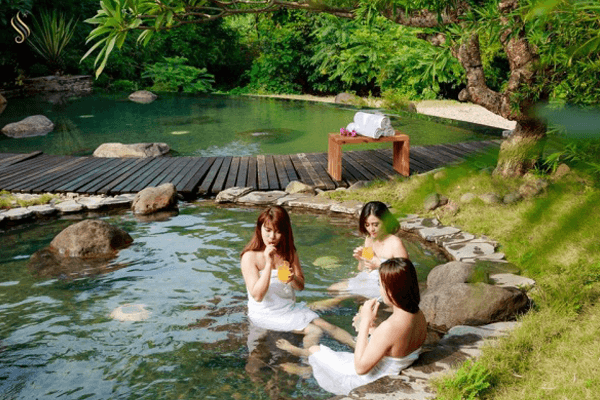 Tắm Onsen kiểu Nhật giúp bạn thư giãn và tốt cho sức khỏe. Ảnh chudu24.com