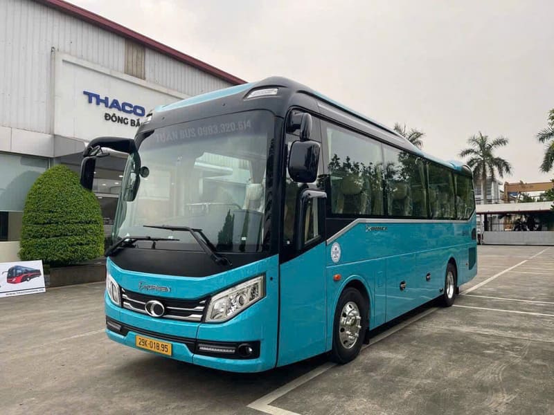 Xe 29 chỗ TRAVELCAR